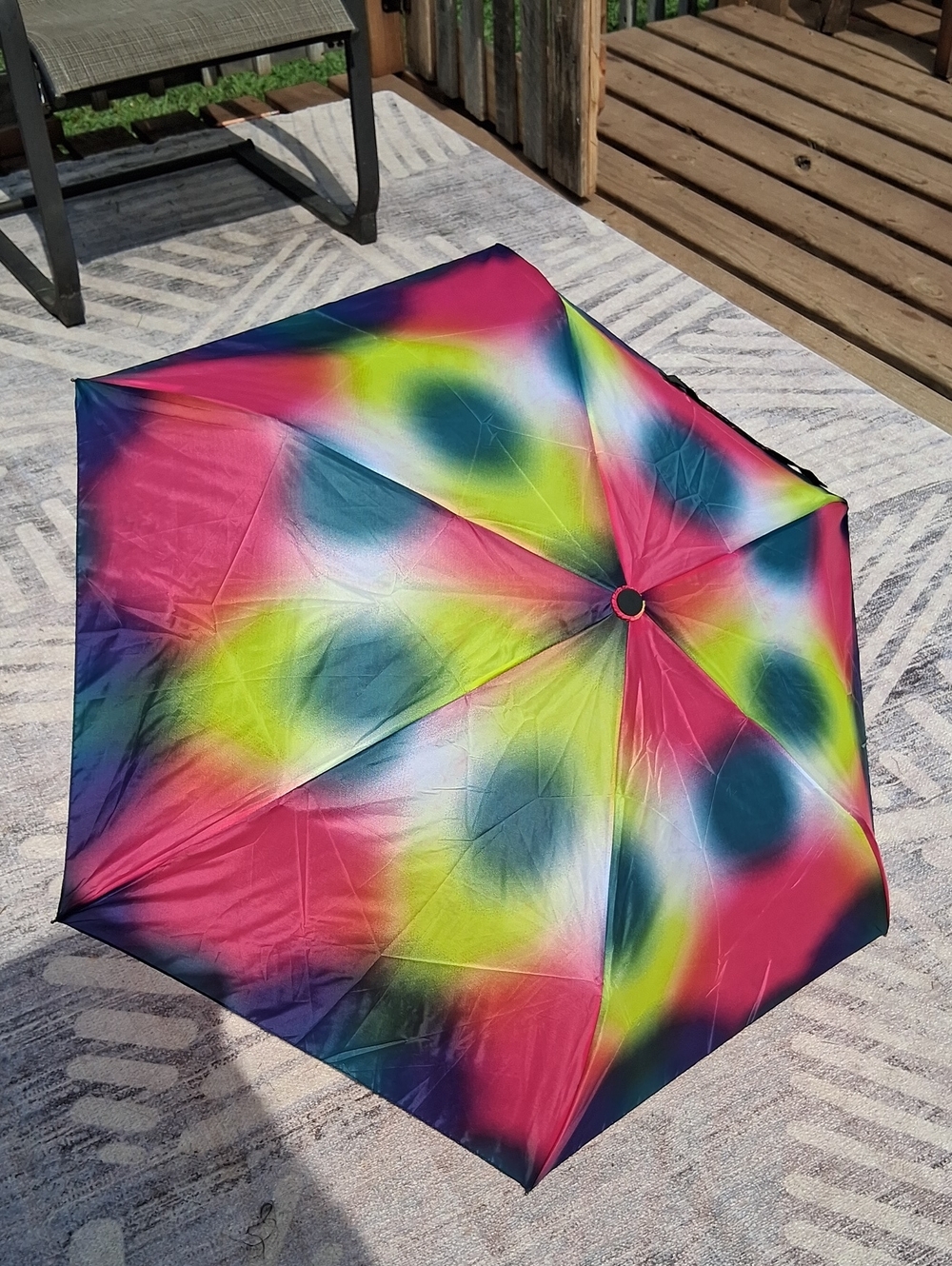 Betsey Johnson Umbrella - Picture 3 of 3